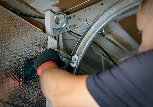 Affordable Garage Door solutions in Thompsonville, CT